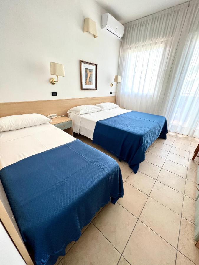 Hotel B&B Montecarlo Milano Marittima Ngoại thất bức ảnh