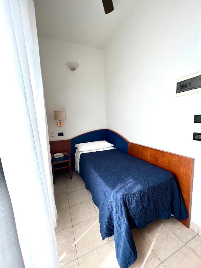 Hotel B&B Montecarlo Milano Marittima Ngoại thất bức ảnh