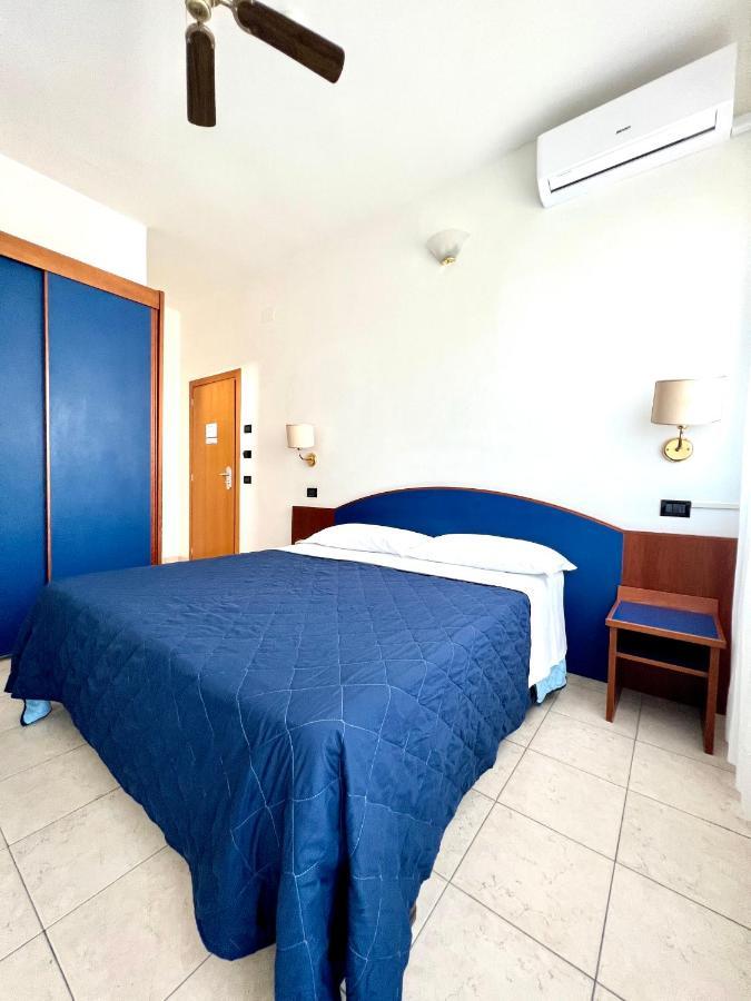 Hotel B&B Montecarlo Milano Marittima Ngoại thất bức ảnh
