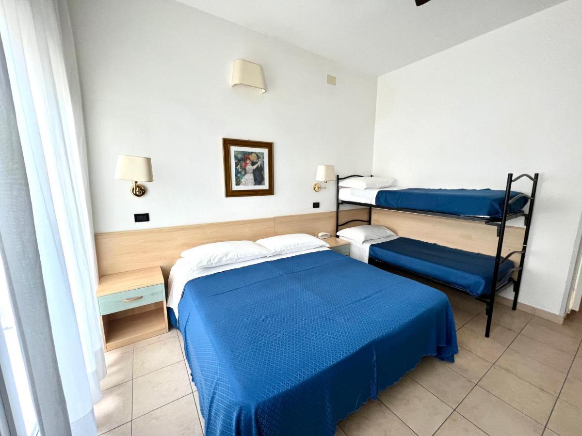 Hotel B&B Montecarlo Milano Marittima Ngoại thất bức ảnh