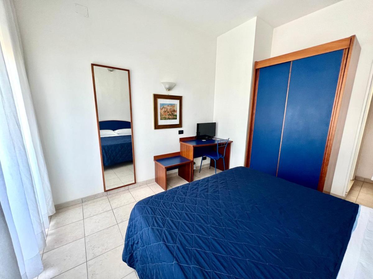 Hotel B&B Montecarlo Milano Marittima Ngoại thất bức ảnh