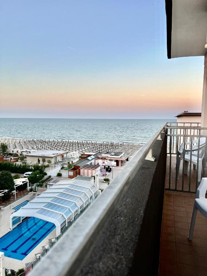 Hotel B&B Montecarlo Milano Marittima Ngoại thất bức ảnh